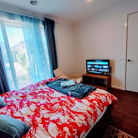 Tarneit Treat Apartment ภายนอก รูปภาพ